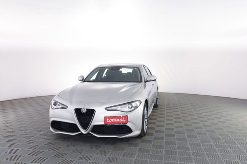 Alfa Romeo Giulia 2.2 Turbodiesel 210 CV AT8 AWD Q4 Veloce