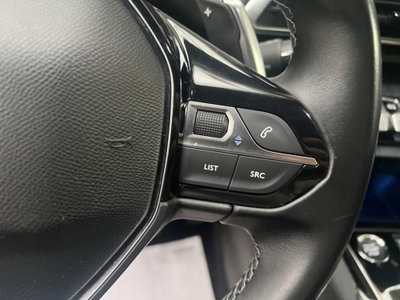 Peugeot 3008 Hybrid4 300 e-EAT8 Allure Pack (13)