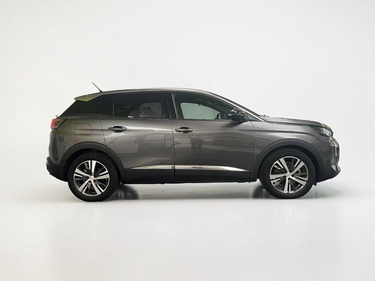 Peugeot 3008 Hybrid4 300 e-EAT8 Allure Pack (5)