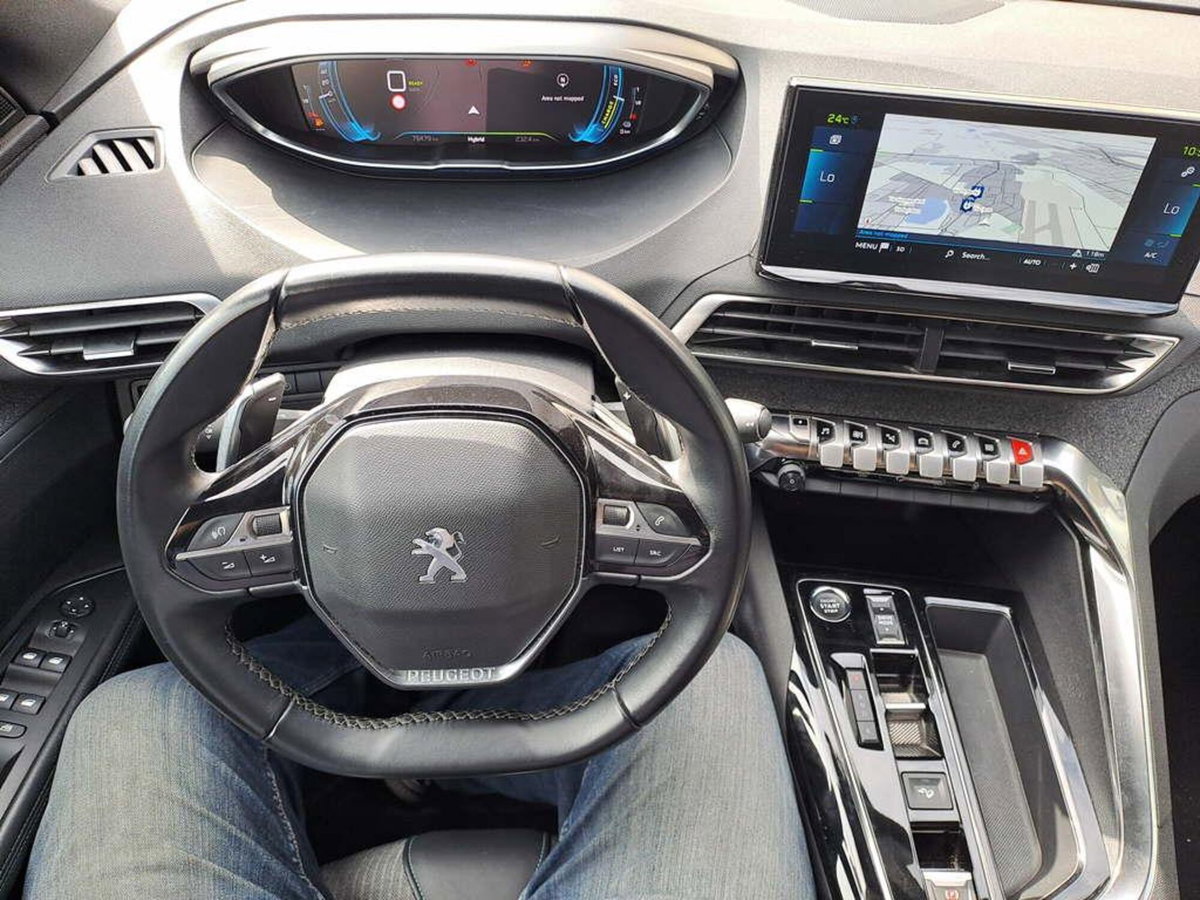 Peugeot 3008 Hybrid4 300 e-EAT8 Allure Pack (7)