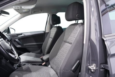 Volkswagen Tiguan 2.0 TDI 150 CV SCR DSG 4MOTION Life (11)