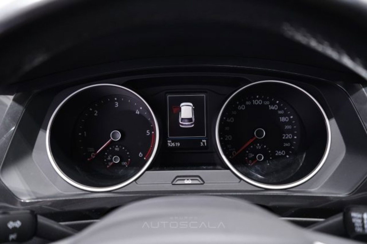 Volkswagen Tiguan 2.0 TDI 150 CV SCR DSG 4MOTION Life (14)
