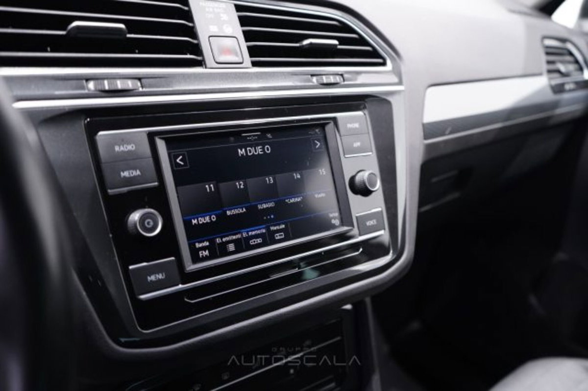 Volkswagen Tiguan 2.0 TDI 150 CV SCR DSG 4MOTION Life (15)