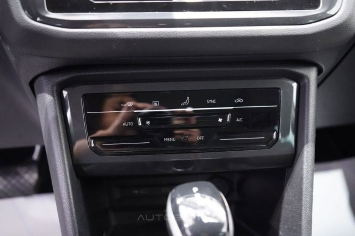 Volkswagen Tiguan 2.0 TDI 150 CV SCR DSG 4MOTION Life (17)