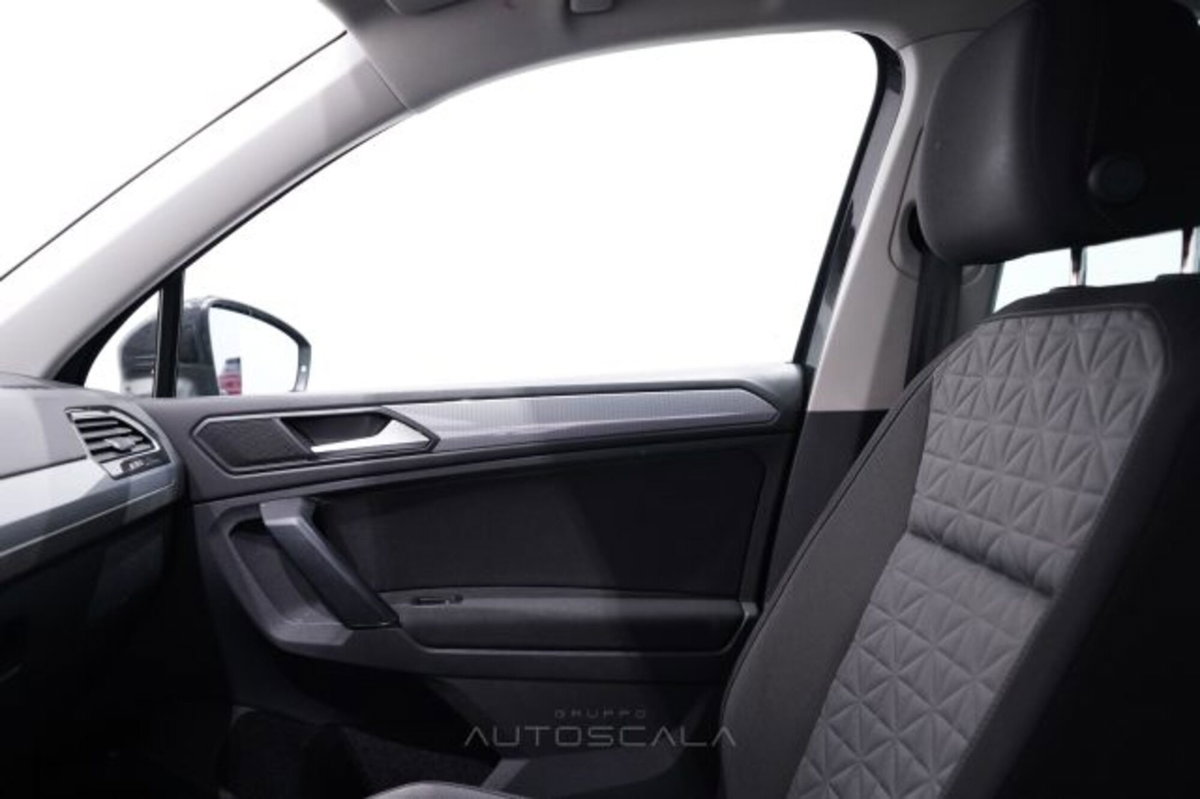 Volkswagen Tiguan 2.0 TDI 150 CV SCR DSG 4MOTION Life (19)