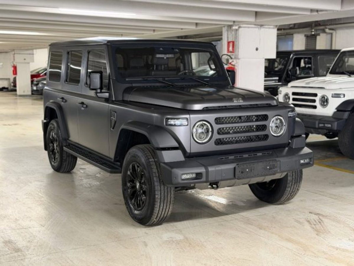 Emc 212 212 2.0 tgdi Adventurer 4wd 8at