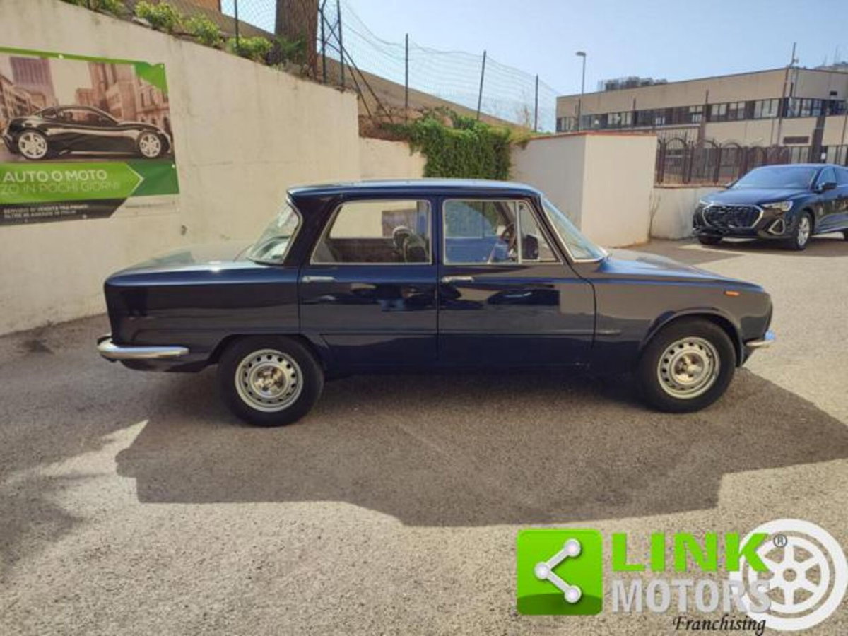 Alfa Romeo Giulia 2.0 Turbo 200 CV AT8 Super (6)