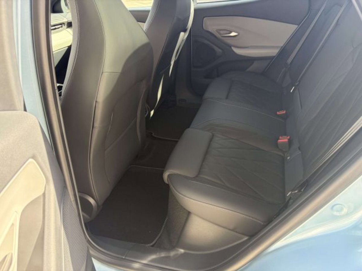 Ford Explorer 79kWh Extended Range Premium awd (9)