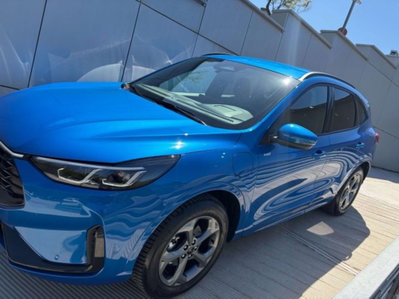 Ford Kuga 2.5 Plug In Hybrid 225 CV CVT 2WD ST-Line (3)