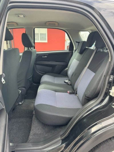 Fiat Sedici 1.9 MJT 4x4 Dynamic (4)