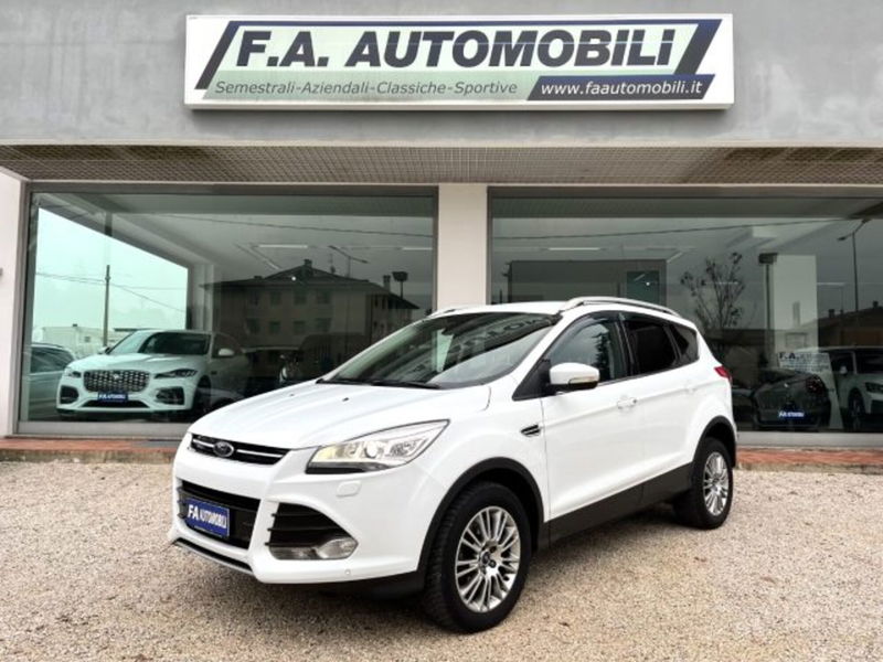 Ford Kuga 2.0 TDCI 140 CV 4WD Powershift Titanium