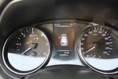 Nissan Qashqai 1.6 dCi 4WD Tekna (15)