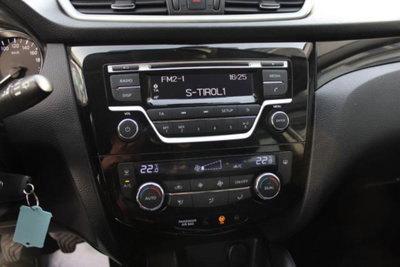 Nissan Qashqai 1.6 dCi 4WD Tekna (16)