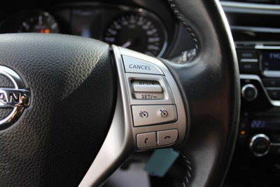 Nissan Qashqai 1.6 dCi 4WD Tekna (17)