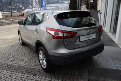 Nissan Qashqai 1.6 dCi 4WD Tekna (3)