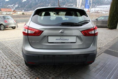 Nissan Qashqai 1.6 dCi 4WD Tekna (4)