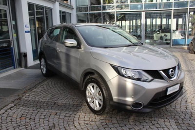 Nissan Qashqai 1.6 dCi 4WD Tekna (6)