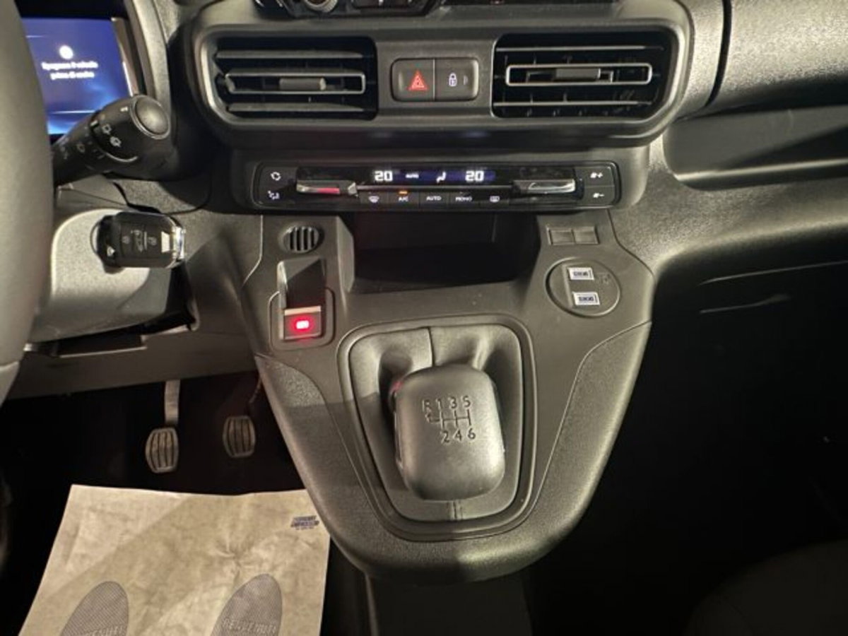 Citroen Berlingo BlueHDi 100 S&S Combi N1 M (11)