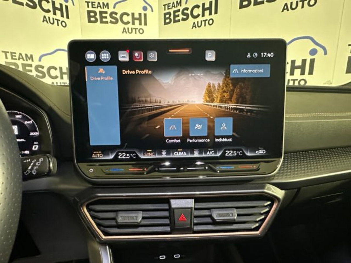 Cupra Leon Leon 1.5 hybrid 150cv dsg (11)