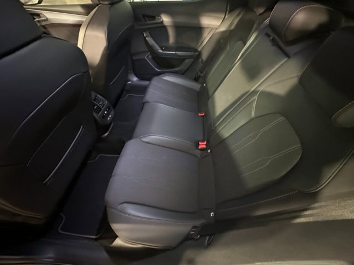 Cupra Leon Leon 1.5 hybrid 150cv dsg (7)