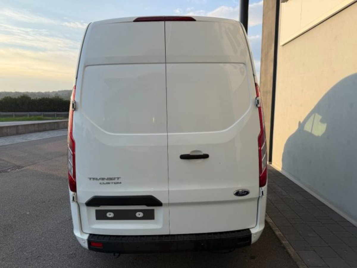 Ford Transit Custom Furgone 280 2.0 EcoBlue 130 PC-DC Furgone Titanium (3)