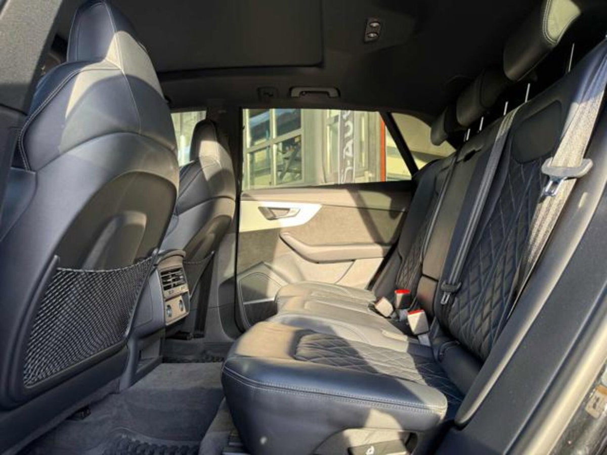 Audi SQ8 TDI quattro tiptronic (19)