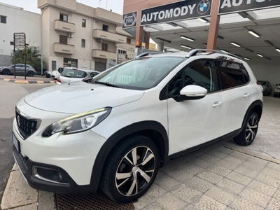 Peugeot 2008 BlueHDi 100 S&S Allure usata