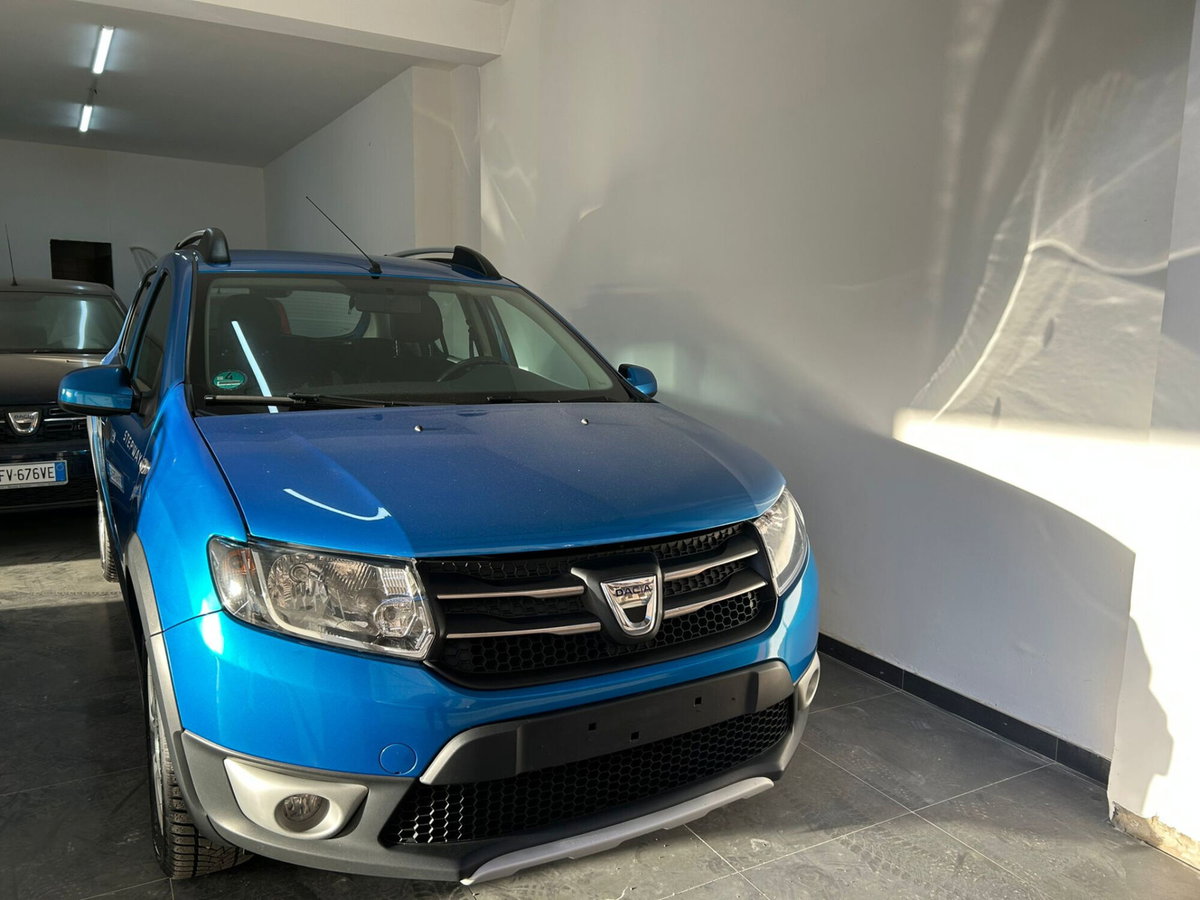 Dacia Sandero Stepway 1.5 dCi 8V 90CV Start&Stop (2)