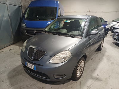 Lancia Ypsilon 1.2 New Oro usata