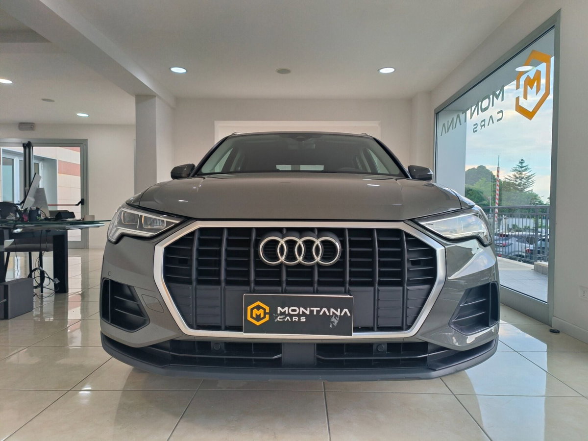 Audi Q3 35 TDI quattro S tronic Business (2)