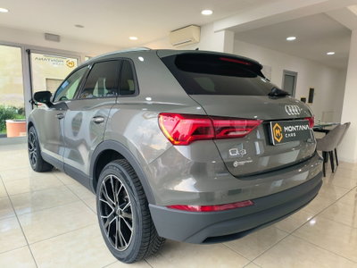 Audi Q3 35 TDI quattro S tronic Business (5)