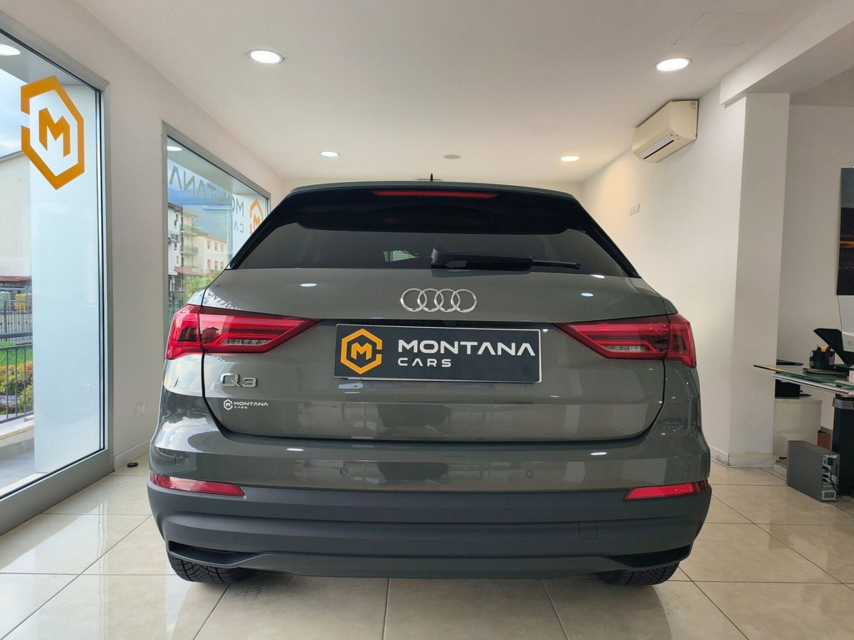 Audi Q3 35 TDI quattro S tronic Business (7)