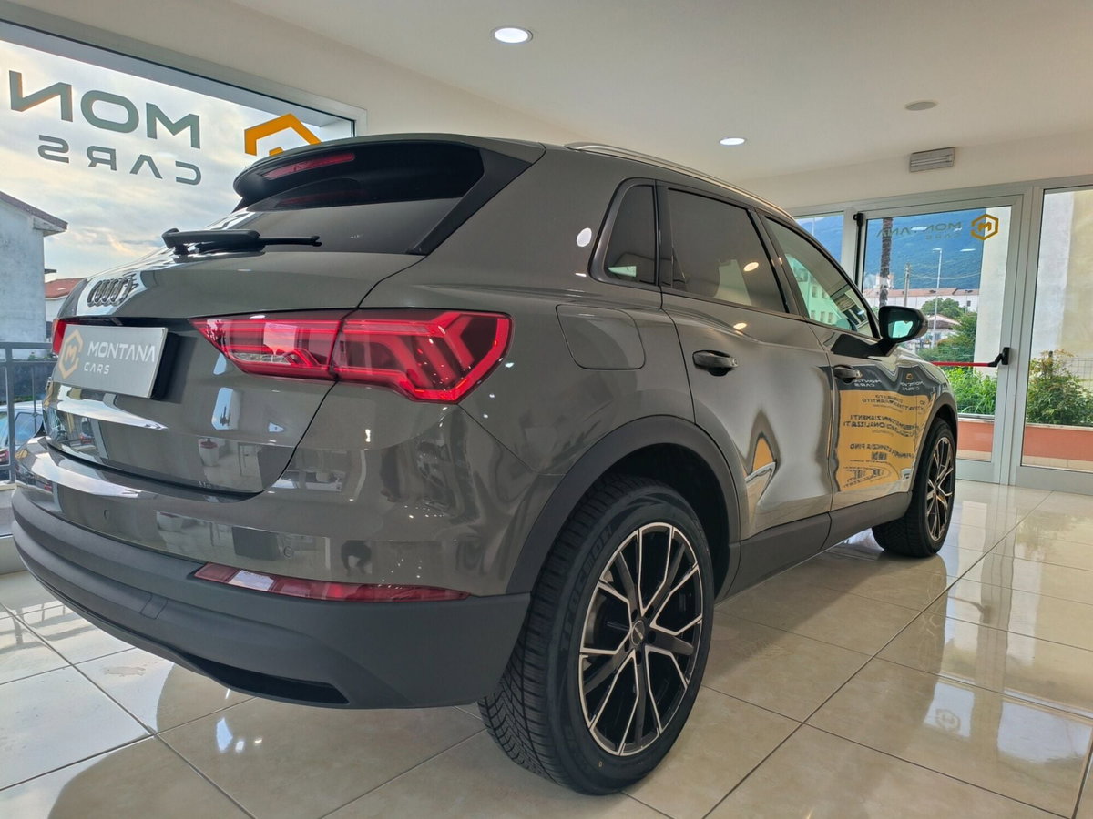 Audi Q3 35 TDI quattro S tronic Business (8)