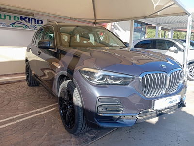 BMW X5 xDrive25d xLine usata