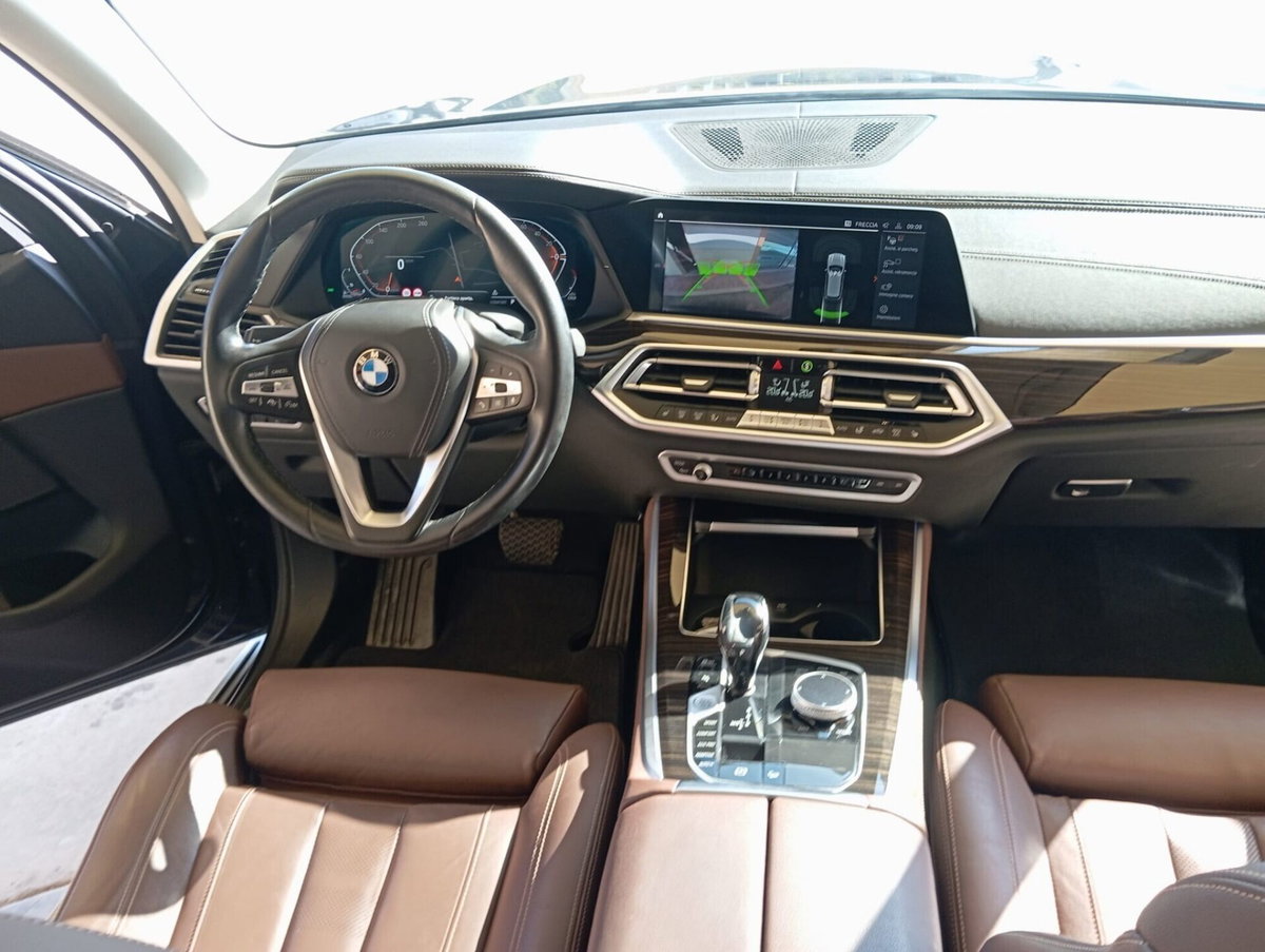 BMW X5 xDrive25d xLine (13)