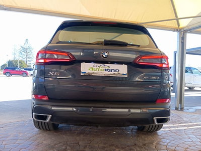 BMW X5 xDrive25d xLine (5)