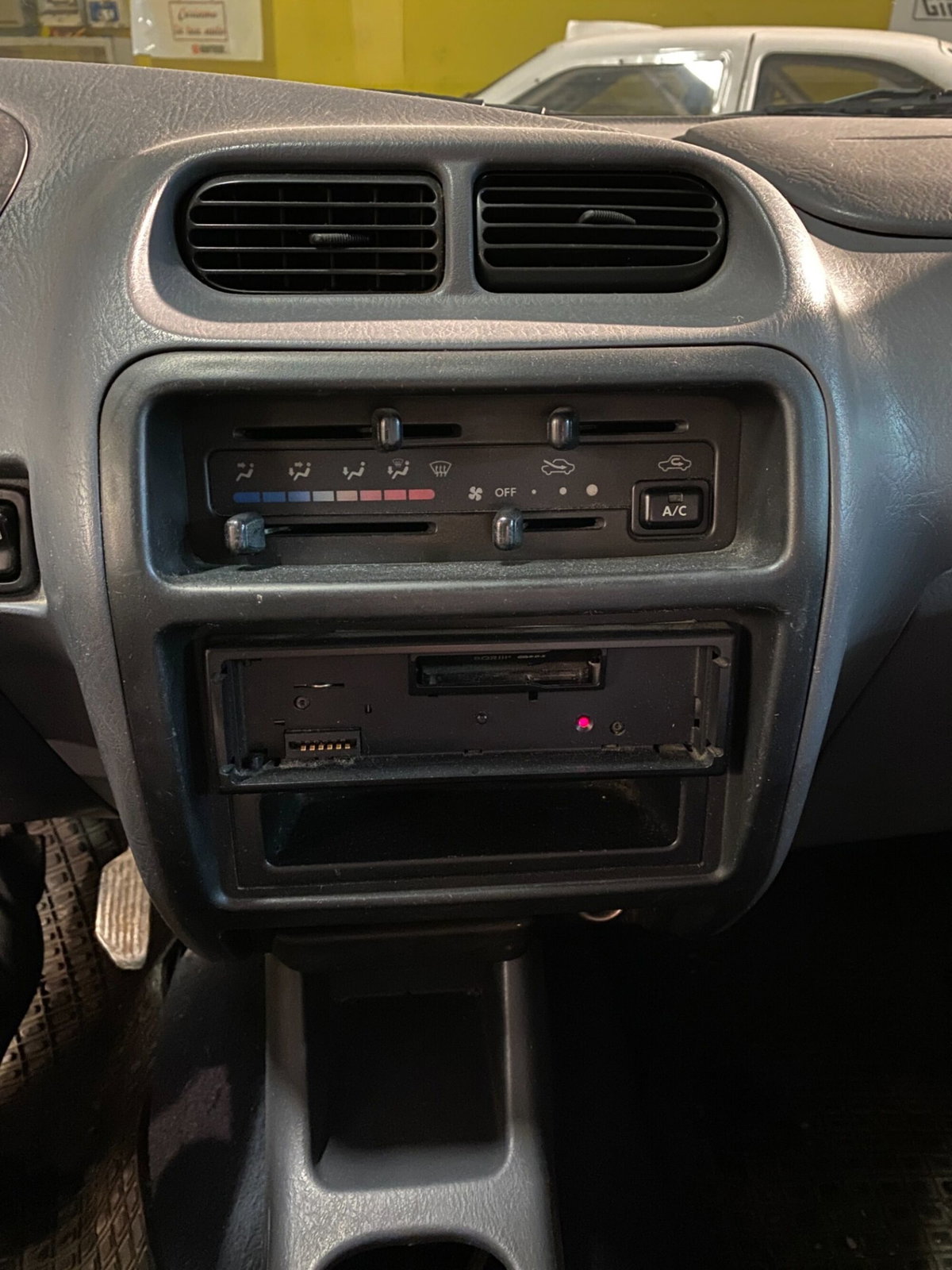 Daihatsu Terios 1.3i 16V cat 4WD SX (16)
