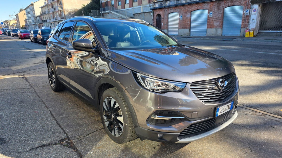 Opel Grandland X 1.5 diesel Ecotec Start&Stop Elegance (16)