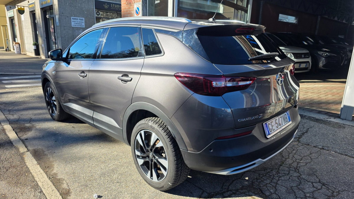 Opel Grandland X 1.5 diesel Ecotec Start&Stop Elegance (19)