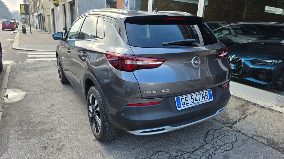 Opel Grandland X 1.5 diesel Ecotec Start&Stop Elegance (4)