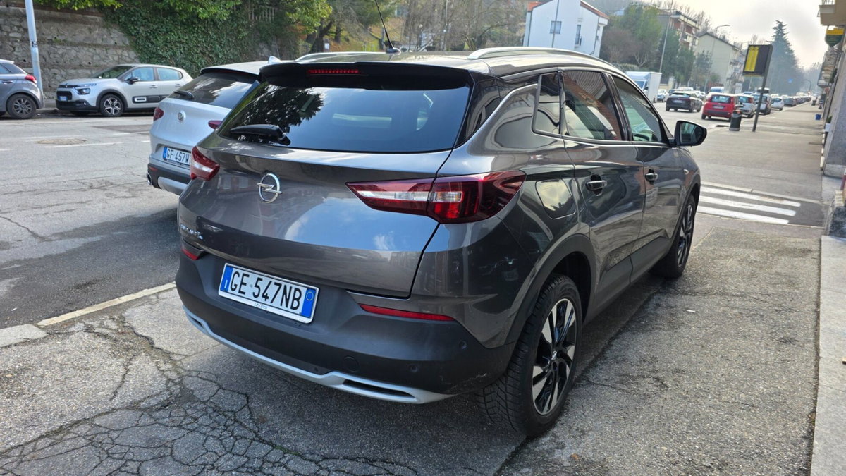 Opel Grandland X 1.5 diesel Ecotec Start&Stop Elegance (6)