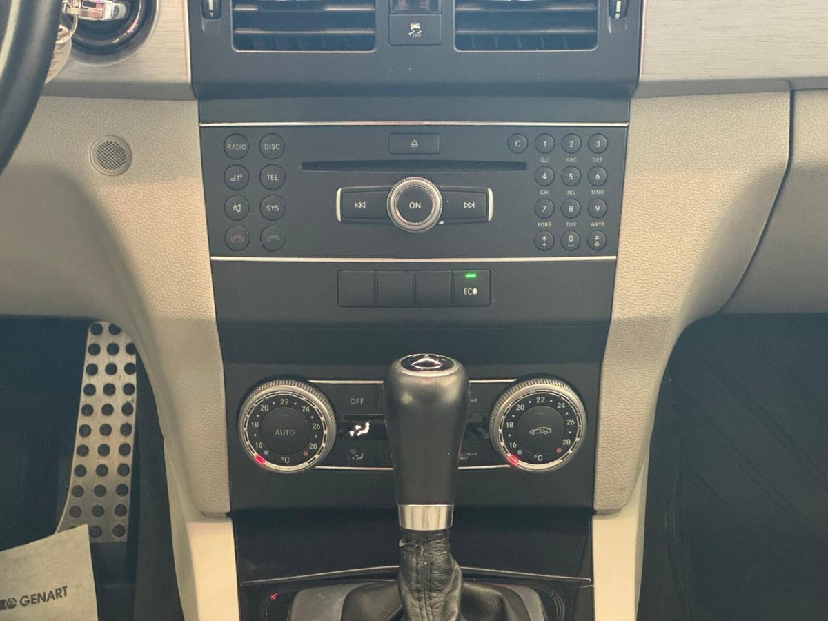 Mercedes-Benz GLK 220 CDI 4Matic BlueEFFICIENCY Sport (12)