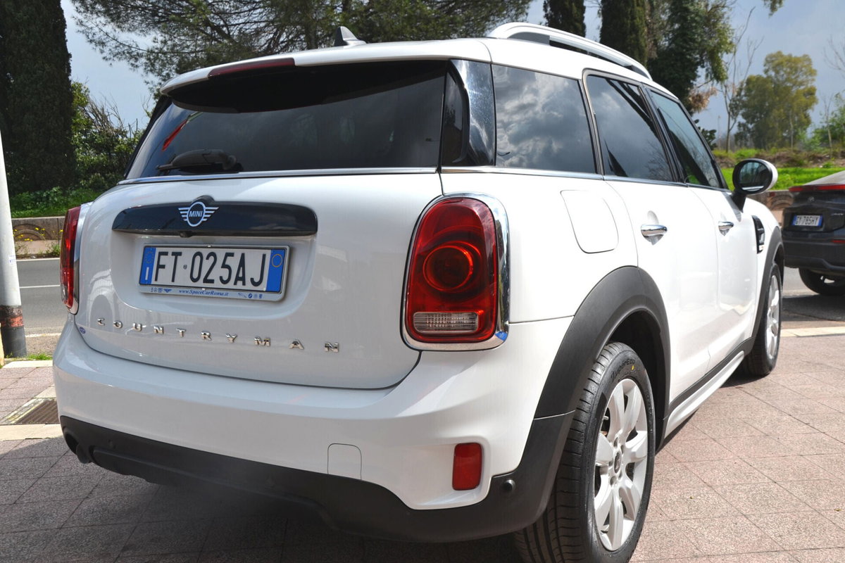 MINI Mini Countryman 1.5 One D Essential Countryman (5)