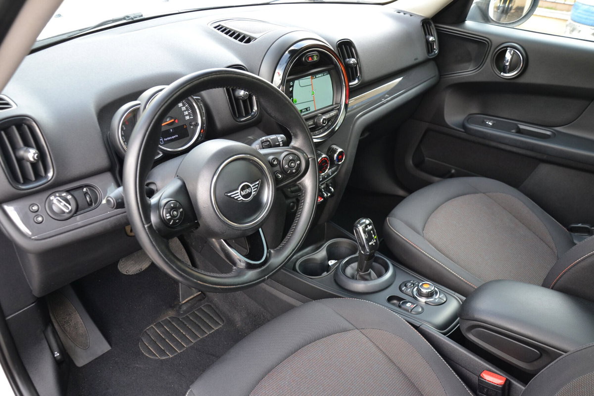 MINI Mini Countryman 1.5 One D Essential Countryman (6)