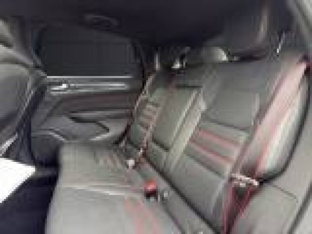 Renault Arkana Hybrid E-Tech 145 CV Techno (12)