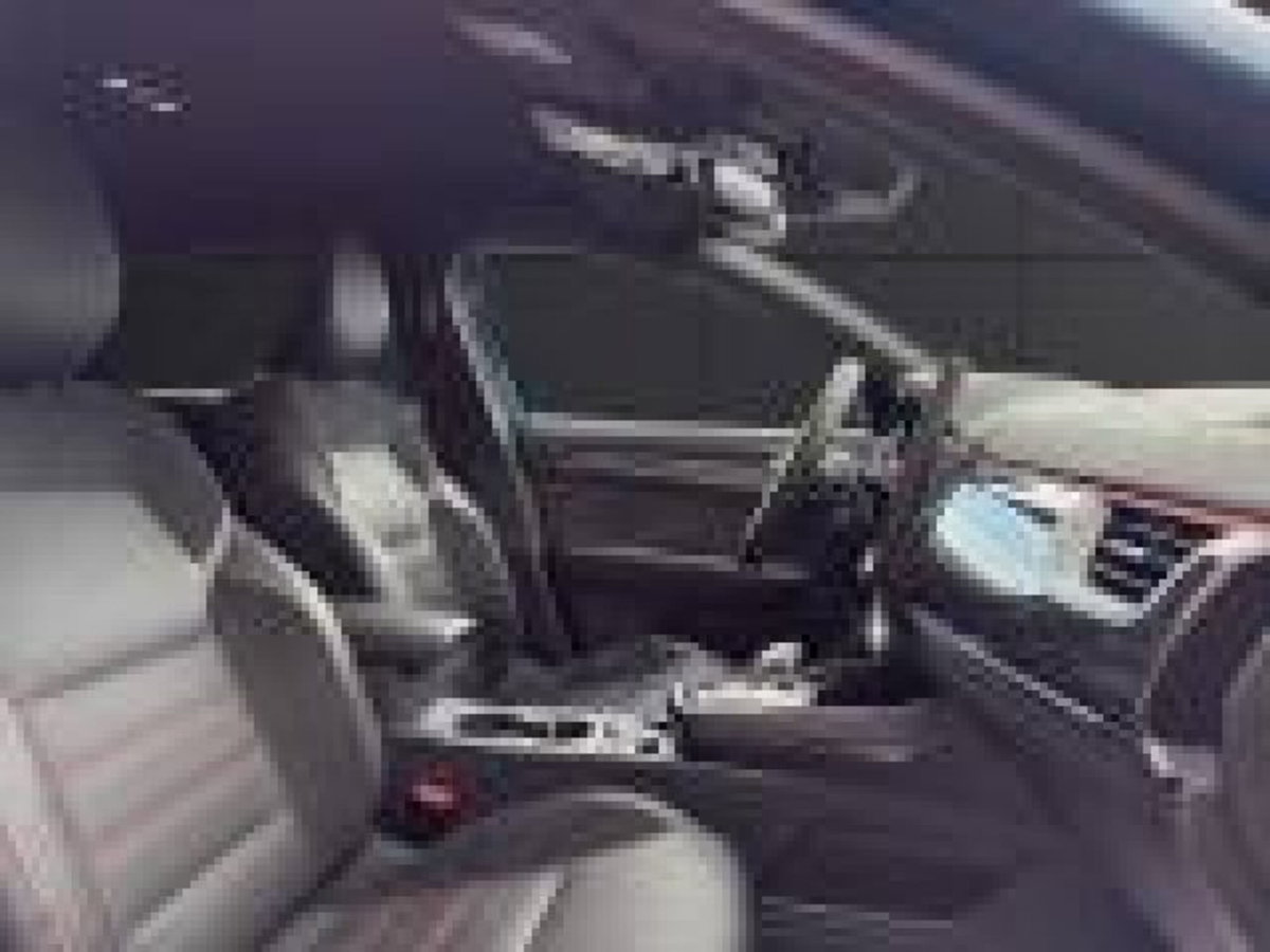 Renault Arkana Hybrid E-Tech 145 CV Techno (17)