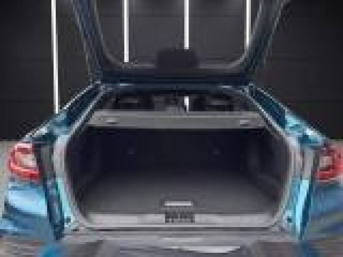 Renault Arkana Hybrid E-Tech 145 CV Techno (19)
