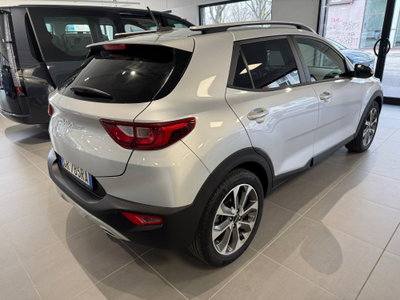 Kia Stonic 1.0 T-GDi GPL DCT Style (4)