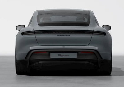 Porsche Taycan 4S Black Edition (7)