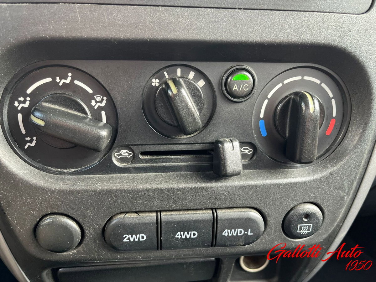 Suzuki Jimny 1.3 4WD Evolution (12)